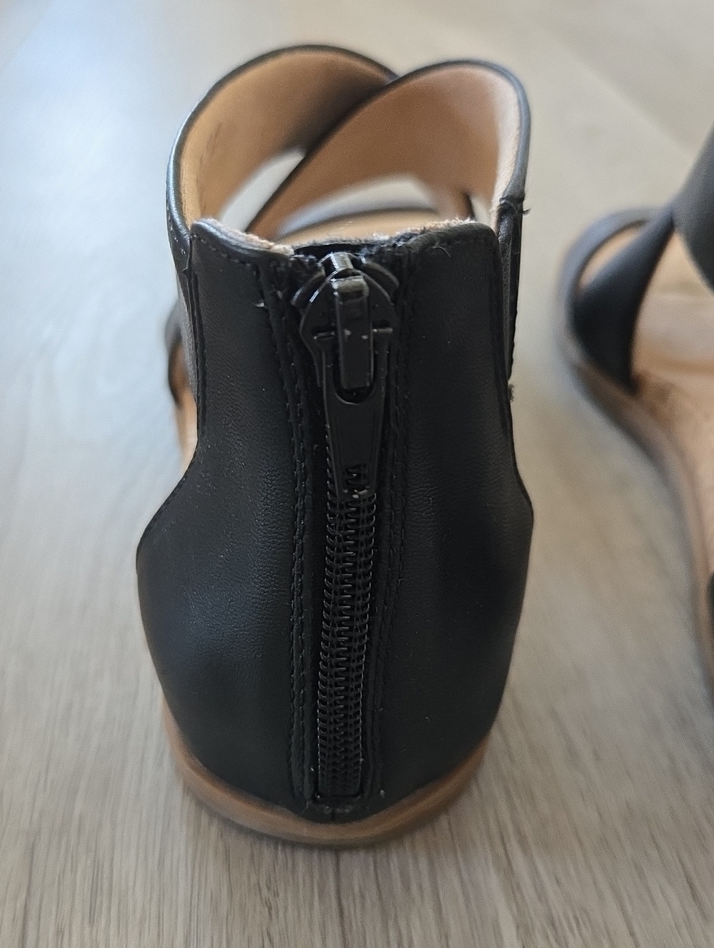 7W Naturalizers SOUL Black Sandals - Picture 5 of 5